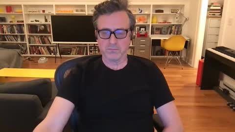 Snapshot of skyline3371 chatting on 03-10-25, 05:00 Skyline3371 online show from 03-10-25, 05:00