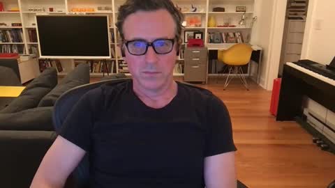 Snapshot of skyline3371 chatting on 09-29-25, 04:17 Skyline3371 online show from 09-29-25, 04:17