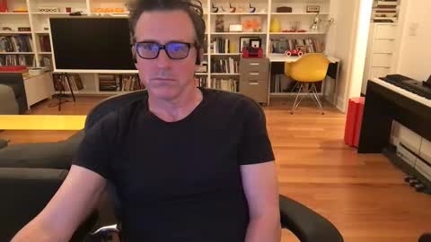 Snapshot of skyline3371 chatting on 10-10-25, 03:38 Skyline3371 online show from 10-10-25, 03:38