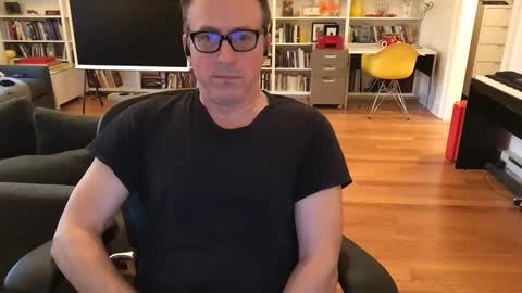 Snapshot of skyline3371 chatting on 11-10-25, 06:18 Skyline3371 online show from 11-10-25, 06:18