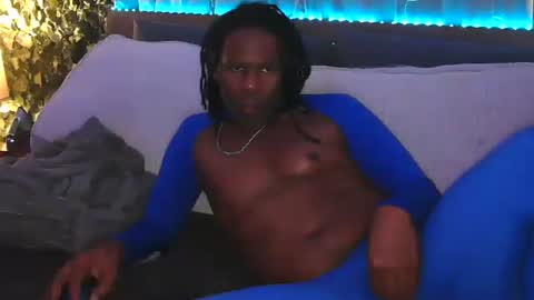 Snapshot of skyonetoo3 chatting on 10-30-25, 12:45 skyonetoo3 online show from 10-30-25, 12:45