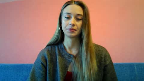 Snapshot of skyremnant chatting on 12-16-25, 09:03 skyremnant online show from 12-16-25, 09:03