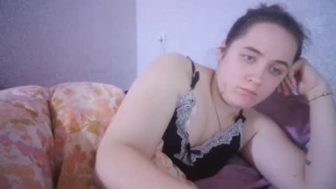 skyressie333 online show from 02-09-25, 09:17