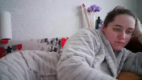 skyressie333 online show from 03-11-25, 10:51