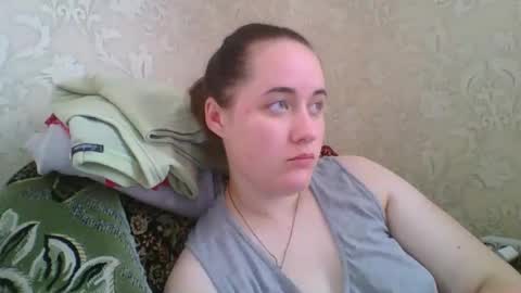 skyressie333 online show from 10-21-25, 07:31