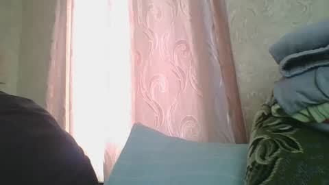 skyressie333 online show from 10-27-25, 09:13