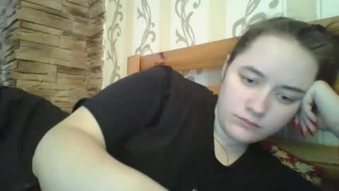 skyressie333 online show from 02-12-26, 06:41