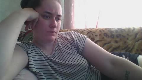 skyressie333 online show from 05-14-26, 07:04
