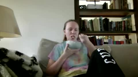 Sky Winters online show from 11-09-25, 04:38