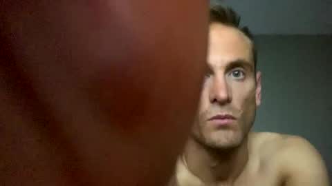 Snapshot of skyywithlove1409 chatting on 11-17-25, 08:20 Skyler and Tyler online show from 11-17-25, 08:20