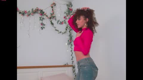 Yara online show from 04-22-26, 03:02