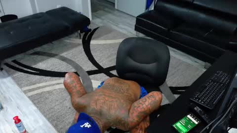 nasty twitter KASHCARTERATL online show from 12-19-25, 04:08