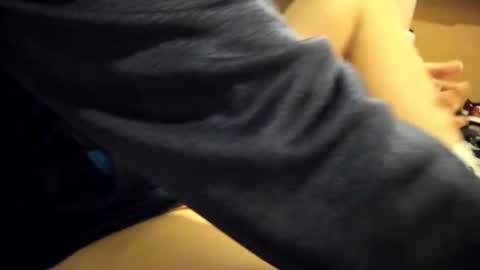 Snapshot of slaterboyyy chatting on 12-14-25, 04:29 slaterboyyy online show from 12-14-25, 04:29