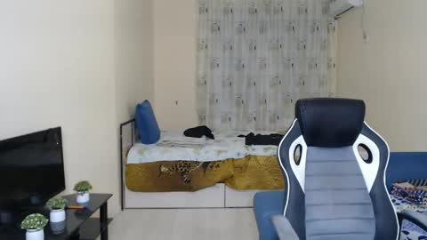 Snapshot of slavaxxx777 chatting on 05-13-26, 08:06 Slava GAY. PVT OPEN. online show from 05-13-26, 08:06
