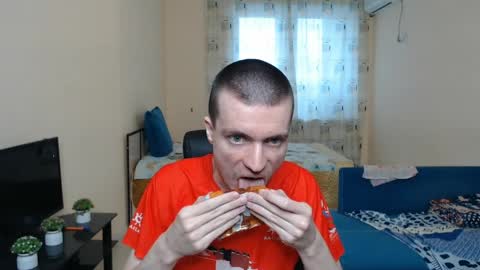 Snapshot of slavaxxx777 chatting on 05-18-26, 02:29 Slava GAY. PVT OPEN. online show from 05-18-26, 02:29