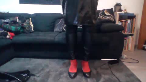 slaveforgodess online show from 07-23-26, 01:58