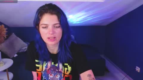 Emilia online show from 10-15-25, 09:04