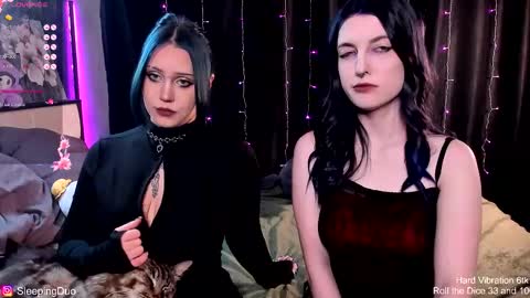 Hi We are Iva and Angela Nice to meet u 3 online show from 12-18-25, 04:02