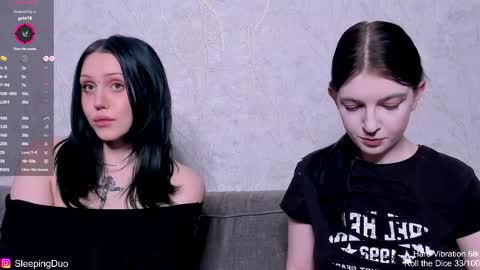 Hi We are Iva and Angela Nice to meet u 3 online show from 04-06-26, 01:45