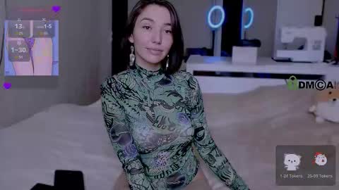 sleepy_ash_ online show from 09-27-25, 11:37