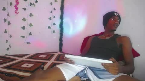sleyandluna1 online show from 05-17-26, 01:51