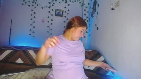 Snapshot of sleyandluna1 chatting on 07-02-26, 02:33 sleyandluna1 online show from 07-02-26, 02:33