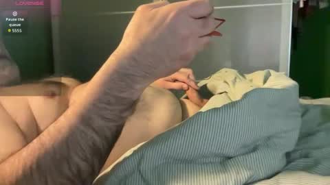 Snapshot of slice5 chatting on 02-14-26, 09:06 slice5 online show from 02-14-26, 09:06