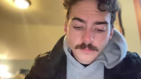 Snapshot of slickmass chatting on 12-11-24, 08:39 SlickMass online show from 12-11-24, 08:39