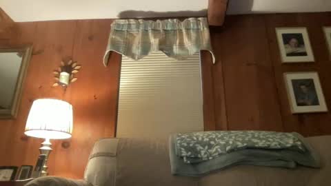 Snapshot of slickmass chatting on 11-10-25, 08:19 SlickMass online show from 11-10-25, 08:19