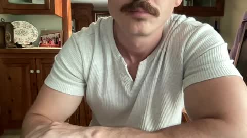 Snapshot of slickmass chatting on 06-15-26, 04:20 SlickMass online show from 06-15-26, 04:20