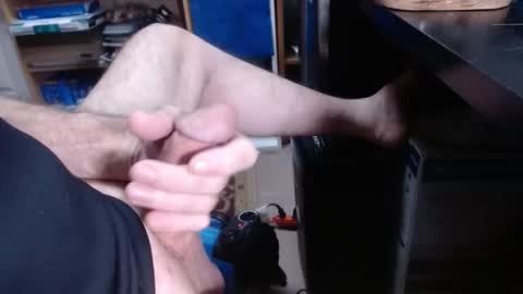 Snapshot of sliderguy699 chatting on 01-18-26, 10:52 sliderguy699 online show from 01-18-26, 10:52