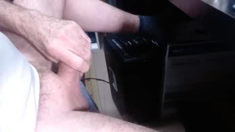 Snapshot of sliderguy699 chatting on 02-03-26, 11:26 sliderguy699 online show from 02-03-26, 11:26