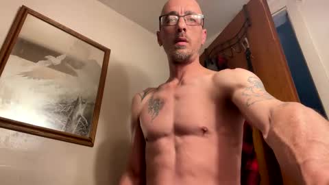 Snapshot of slim315488 chatting on 12-29-24, 08:15 slim315488 online show from 12-29-24, 08:15