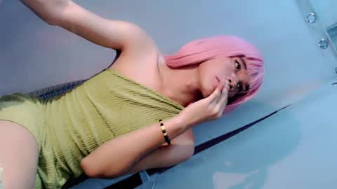 Snapshot of slim_nathalia chatting on 04-23-26, 02:13 slim_nathalia online show from 04-23-26, 02:13