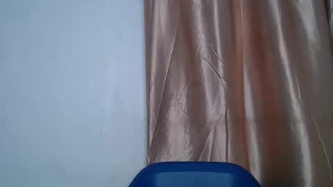 perry online show from 04-19-26, 12:00