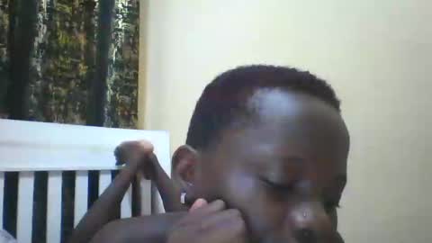 slim_petite_ebony online show from 01-12-25, 01:00