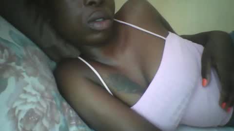 slim_petite_ebony online show from 02-20-25, 07:45