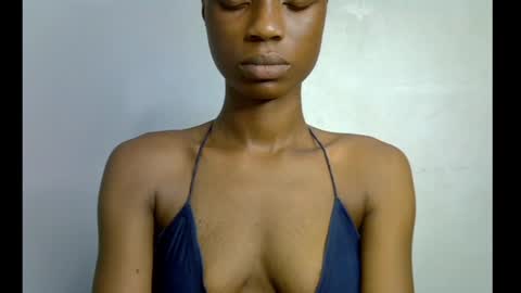 Snapshot of slim_petitqueen chatting on 05-03-26, 05:19 Alice online show from 05-03-26, 05:19