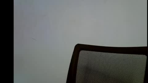Snapshot of slim_petitqueen chatting on 05-26-26, 08:49 Alice online show from 05-26-26, 08:49