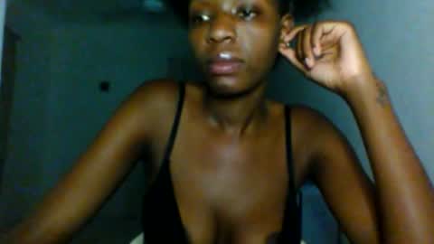 slimandthick1 online show from 04-26-26, 07:44