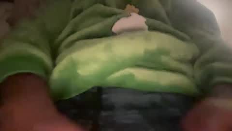 Snapshot of slimeasaurus chatting on 11-25-25, 11:27 Daddy online show from 11-25-25, 11:27