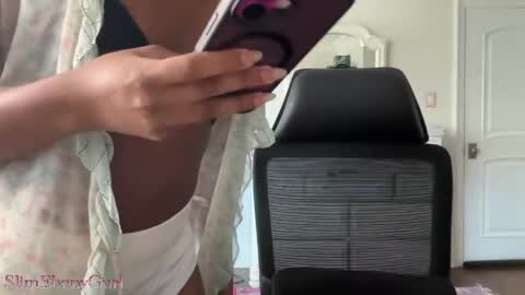 Snapshot of slimebonygurl chatting on 04-13-26, 02:22 slimebonygurl online show from 04-13-26, 02:22