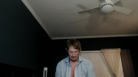 Snapshot of slimjp chatting on 06-14-26, 02:09 slimjp online show from 06-14-26, 02:09
