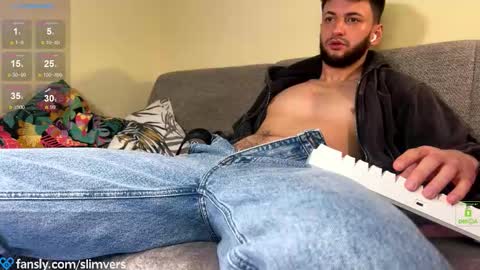 Art  online show from 12-17-25, 04:51