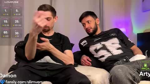 Art  online show from 01-16-26, 06:45