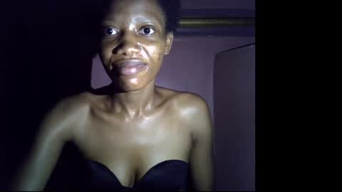 Snapshot of slimxxdol2 chatting on 07-25-26, 02:31 Erica online show from 07-25-26, 02:31