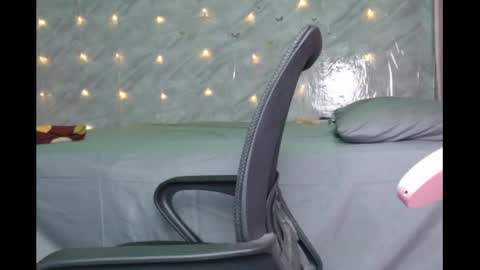 slimzyx online show from 12-25-24, 07:14