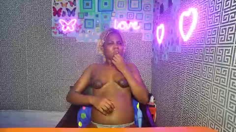 Snapshot of slimzyxdoll chatting on 06-22-26, 12:45 slimzyxdoll online show from 06-22-26, 12:45