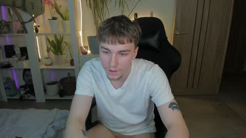 Mila online show from 02-04-25, 07:00