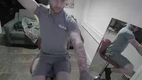 Snapshot of slomoblendz chatting on 03-12-25, 01:51 slomoblendz online show from 03-12-25, 01:51